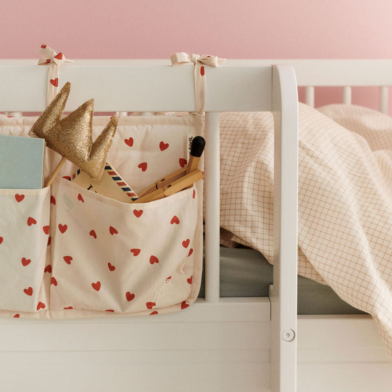 Dear April Betttasche in 'Little Love'