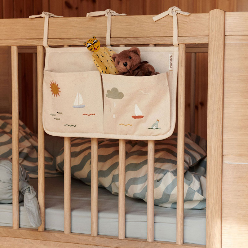 Dear April Betttasche in 'Sea Life'