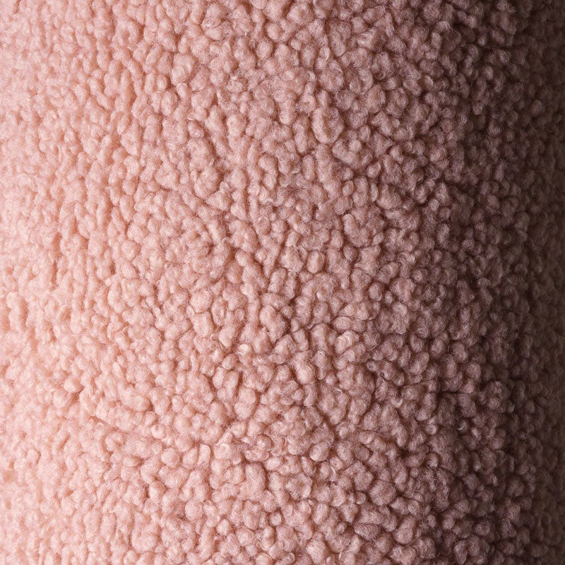 Wigiwama kleiner Sitzsack Bär aus Teddy-Stoff in 'Guava', 70x60cm