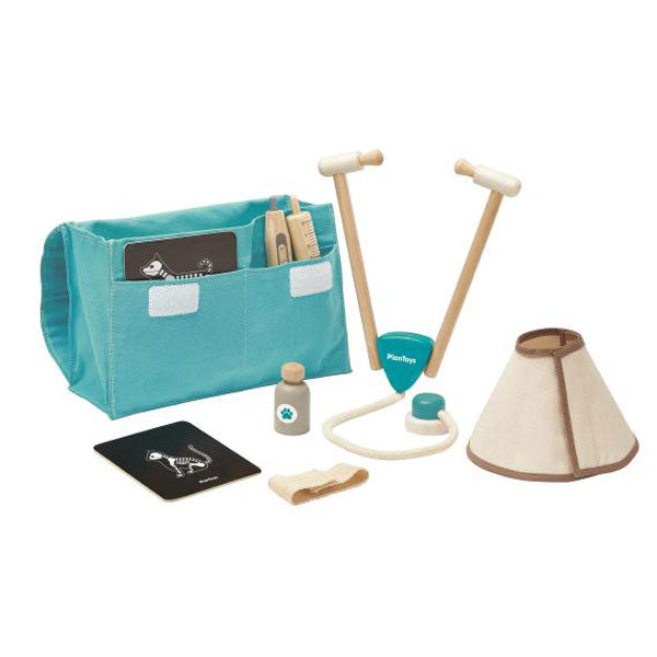 Plantoys Kinderspielzeug Tierarzttasche mit Zubehör 9 tlg. aus Naturholz und Stoff