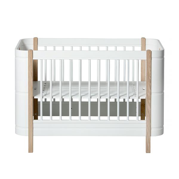 Oliver Furniture Wood Mini+ Babybett inklusive Umbauset Juniorbett 0-9 Jahre weiß/Eiche