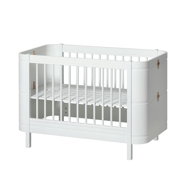 Oliver Furniture Wood Mini+ Babybett inklusive Umbauset Juniorbett 0-9 Jahre weiß