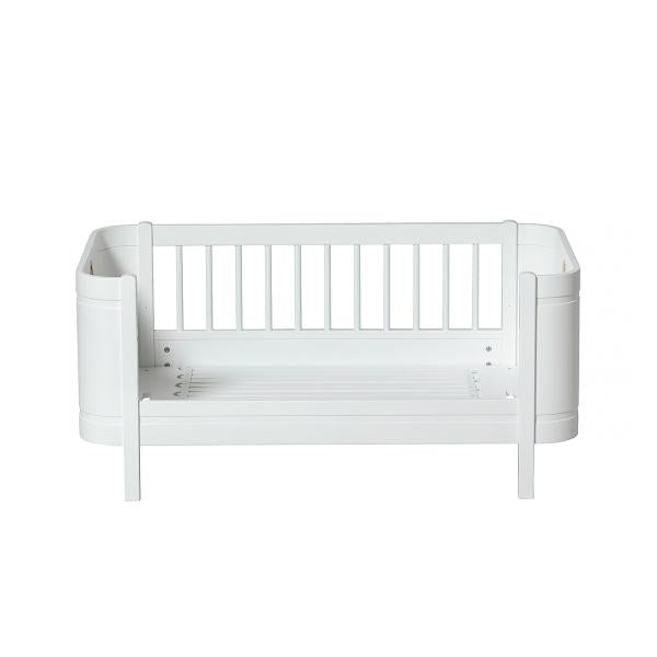 Oliver Furniture Wood Mini+ Babybett inklusive Umbauset Juniorbett 0-9 Jahre weiß