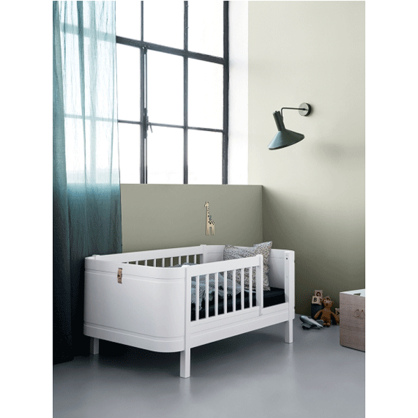 Oliver Furniture Wood Mini+ Babybett inklusive Umbauset Juniorbett 0-9 Jahre weiß