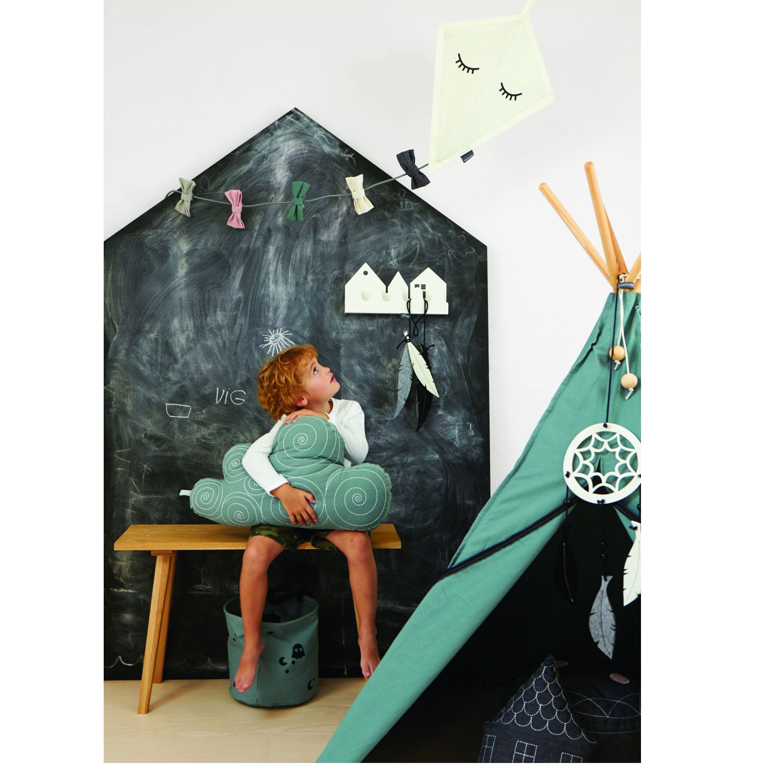 Roommate Wandlampe / Deckenlampe Drache aus Filz ca. 52cm AUSSTELLUNGSSTÜCK