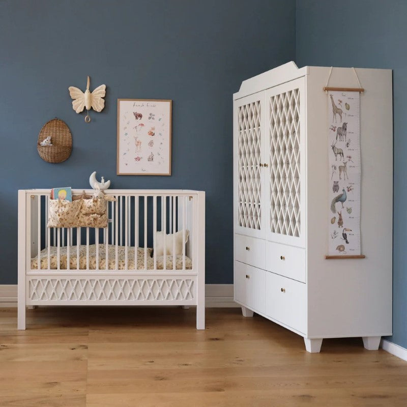 Cam Cam nostalgisches Baby- und Juniorbett 'Harlequin' rundum Gitterstäbe in weiß 60x120cm
