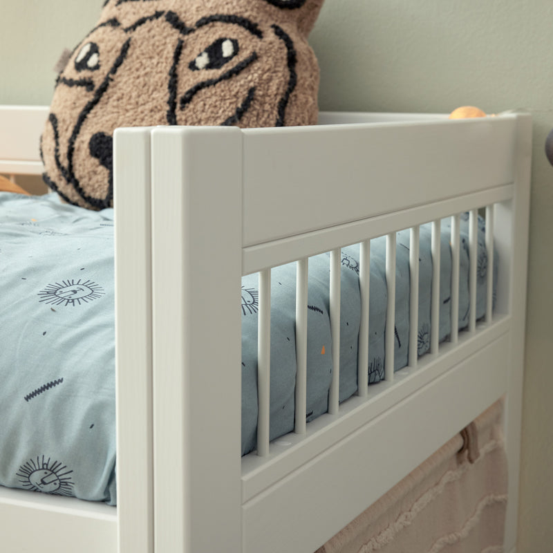 LIFETIME 'Breeze' niedriges Hochbett mit Treppe 90x200cm in weiß