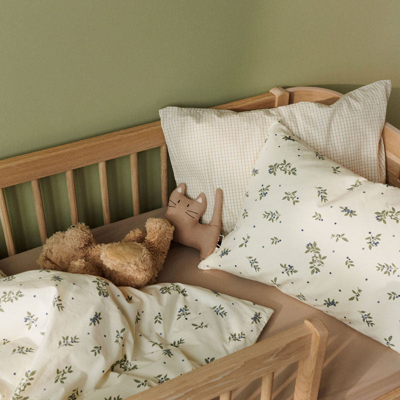 Dear April Juniorbettwäsche 'Blueberries' 100x135cm