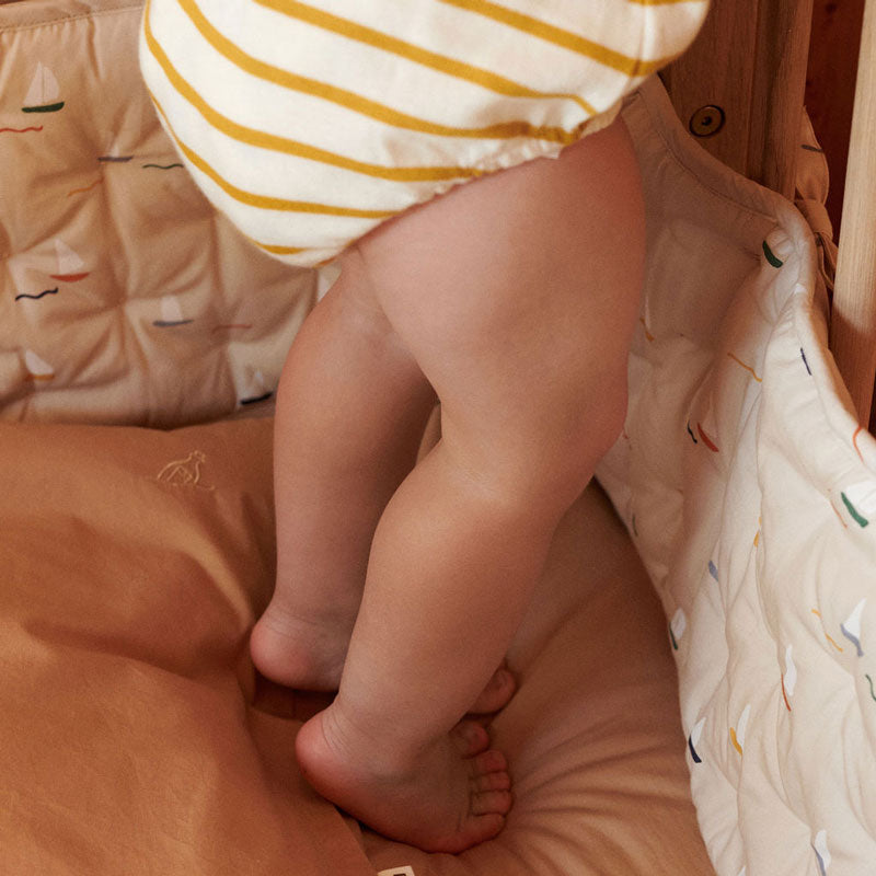 Dear April Bettnestchen 'Pond Boats'