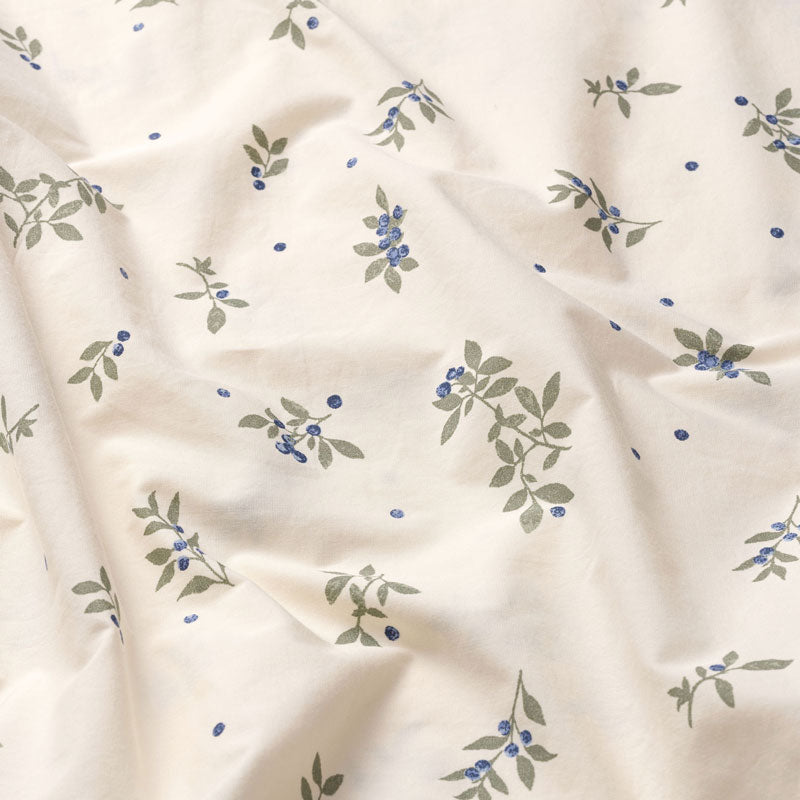 files/Duvet-cover-set_-25Blueberries_Detail_2ec1ba30-c54d-4916-b26f-9228e84b3051.jpg