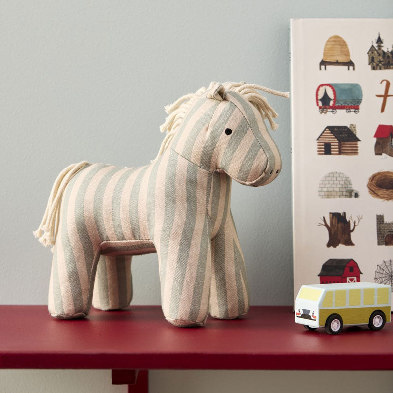 Kids Concept weiches Spielzeugpferd Sam 24cm