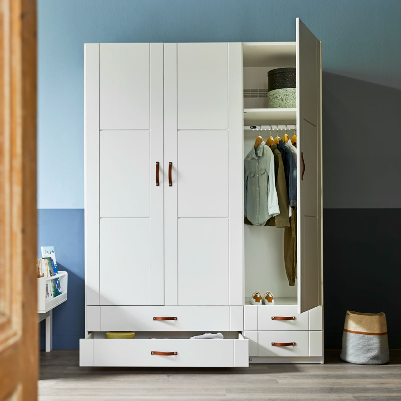 LIFETIME 3-türiger Kleiderschrank mit 4 Schubladen in weiß oder white wash- 150x201,5cm - Griffe wählbar