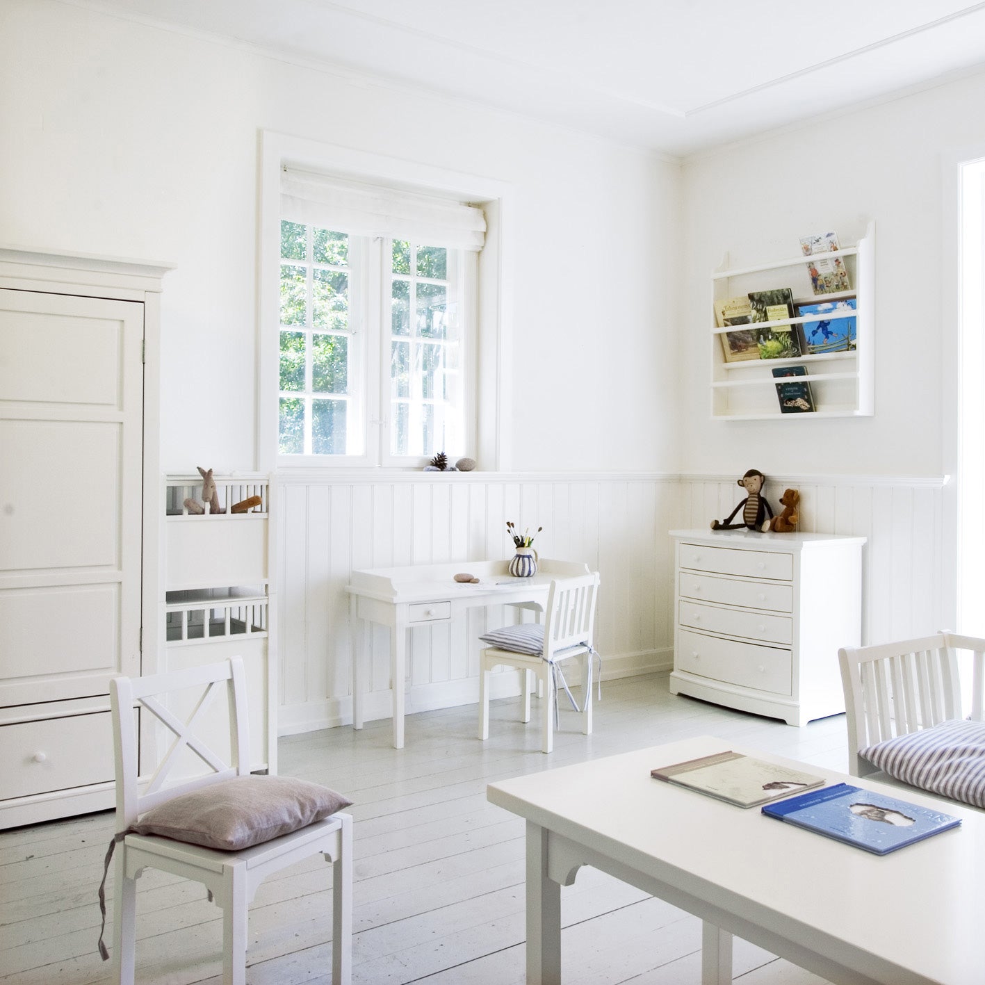 Spiel- und Sitzkiste „Cube “ von Oliver Furniture