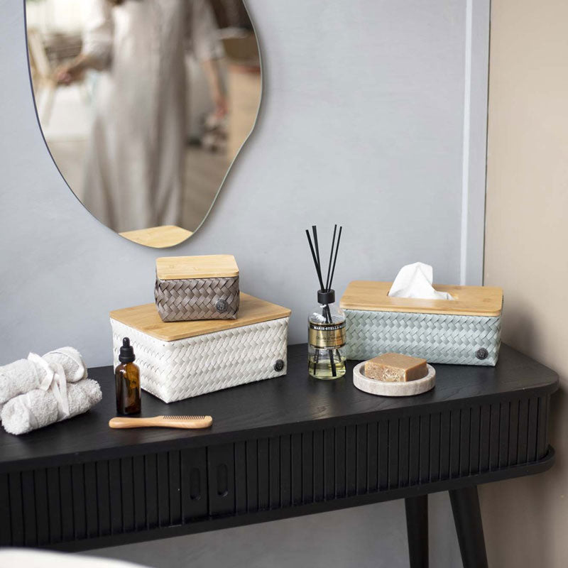 Hier abgebildet in 'ice grey' mit Produkten der Reihe 'Top Fit Medium High' und 'Top Fit Tiny'