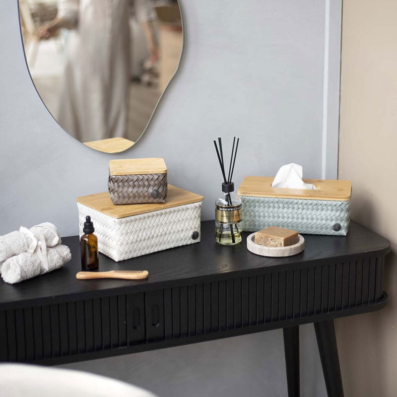 Hier abgebildet in 'white' mit Produkten aus der Reihe 'Top Fit Tiny' und 'Top Fit Rectangular'