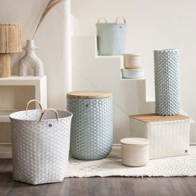 Hier abgebildet in 'white'