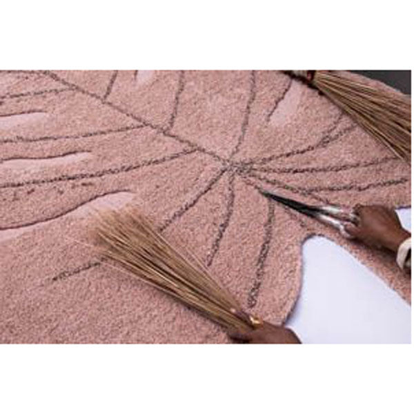 Lorena Canals waschbarer Teppich 'Monstera Leaf' in Vintage nude 120x180cm