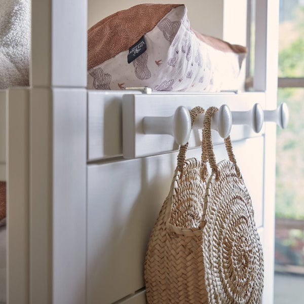 LIFETIME Kleiderhakenleiste für Betten in weiß