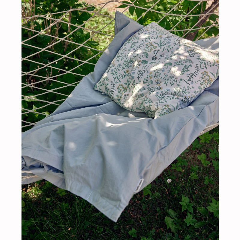 Dear April Juniorbettwäsche in 'Sea Notes' 100x135cm