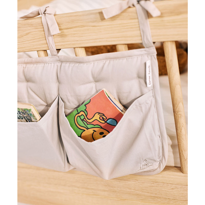 Dear April Betttasche in 'Little Mouse'