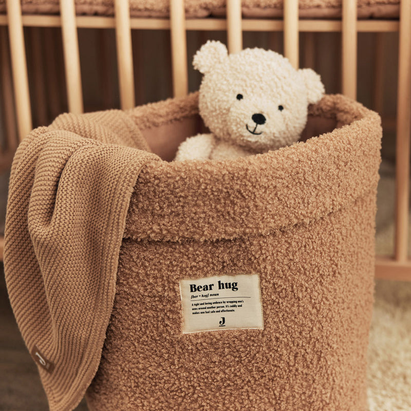 Hier abgebildet in 'biscuit'