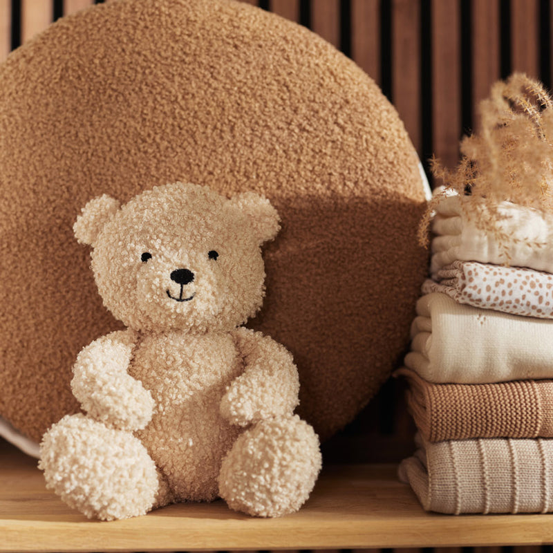 Hier abgebildet in 'naturel'