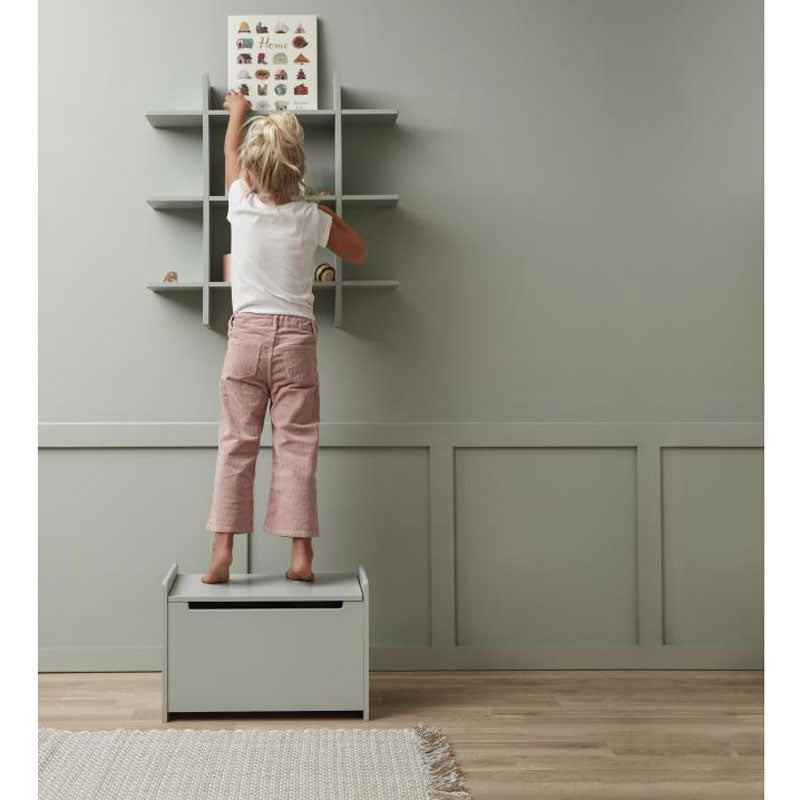 Kids Concept Wandregal aus Holz in hellgrün 70x70cm