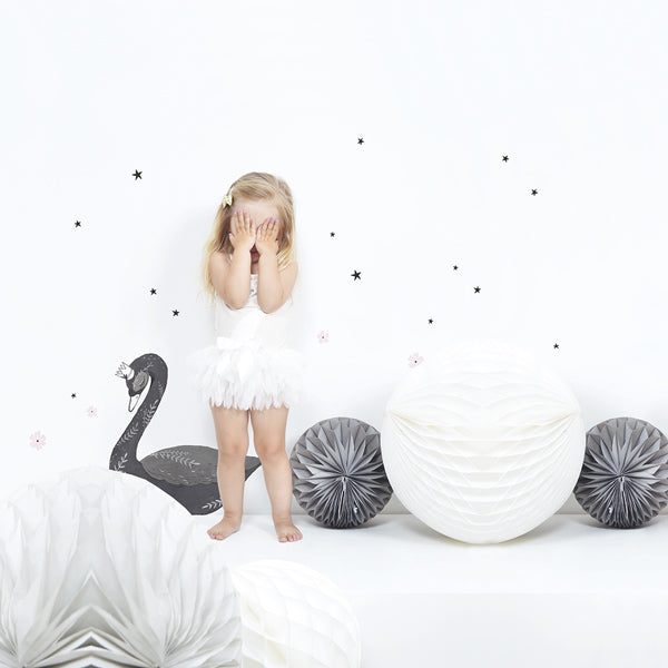 Lilipinso Wandsticker XL 45x45cm in weiß mit Schwan in schwarz