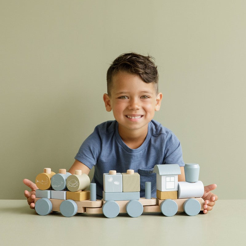 Little Dutch Holzspielzeug Steckspiel Holzeisenbahn "Ocean" blau