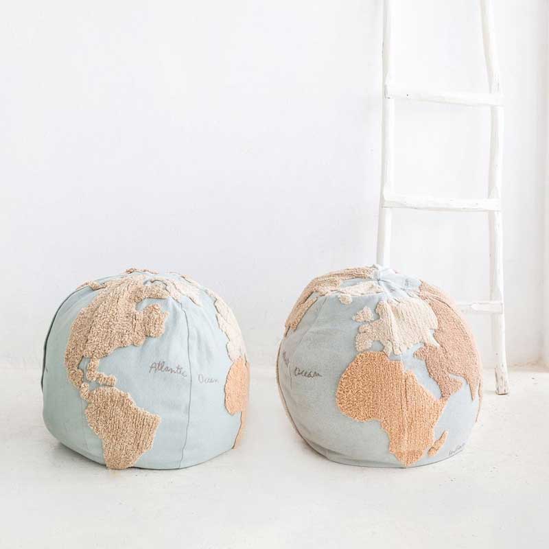 Lorena Canals Sitzpouf 'World Map' aus Baumwolle in blau/sand ca. Ø 50cm