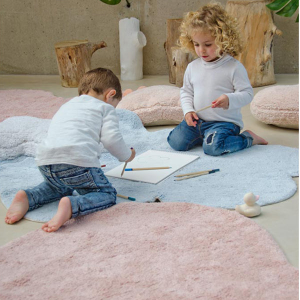 Lorena Canals waschbarer 2in1 Teppich PUFFY LOVE  Herz mit Kissen in rosa 160x180cm