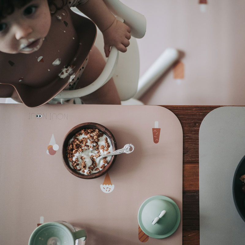 NouiNoui Tischset in 'grey powder' 42 x 34 cm