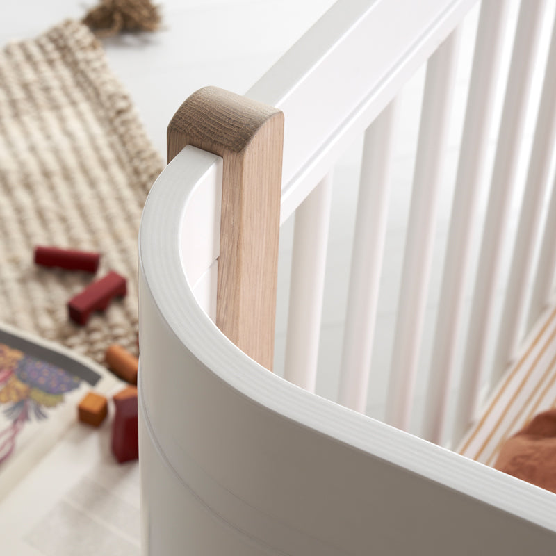 Oliver Furniture Wood Mini+ Babybett exklusive Umbauset Juniorbett 0-9 Jahre weiß/Eiche