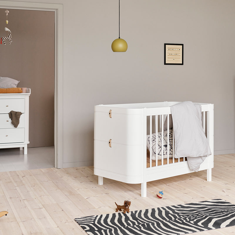 Oliver Furniture Wood Mini+ Babybett exklusive Umbauset Juniorbett 0-9 Jahre weiß