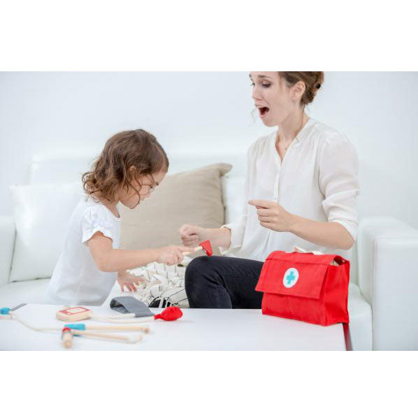 Plantoys Kinderspielzeug Arzttasche mit Zubehör 6 tlg. aus Naturholz und Stoff