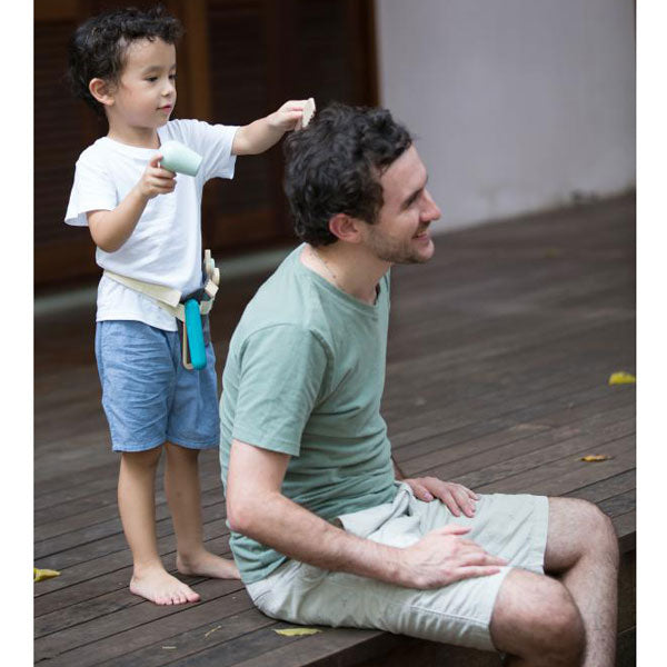 Plantoys Kinderspielzeug Friseurtasche mit Zubehör 6 tlg. aus Naturholz und Stoff