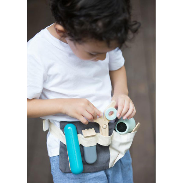 Plantoys Kinderspielzeug Friseurtasche mit Zubehör 6 tlg. aus Naturholz und Stoff