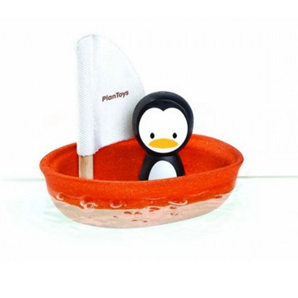 Plantoys Badespielzeug aus Holz Segelboot mit Pinguin ca. 13cm