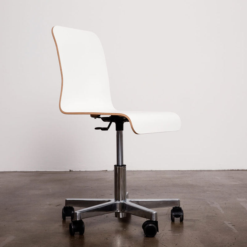 Pure Position Kinder- und Jugenddrehstuhl STUDDY - stufenlos verstelltbar. 6-16 Jahre