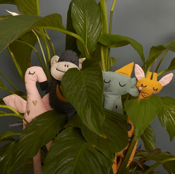 Roommate Stoffpuppe bzw. Kuscheltier Organic 'Giraffe' in Senfgelb ca. H 30cm