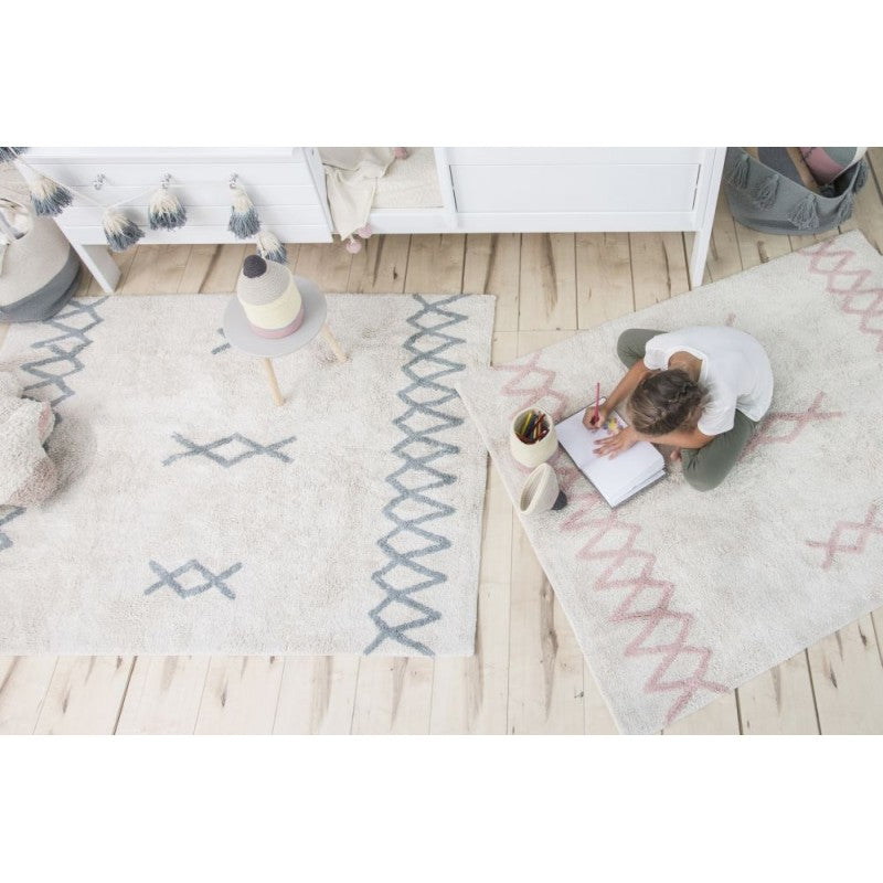 Lorena Canals waschbarer Teppich 'Atlas' in natural/vintage blue 120x160cm