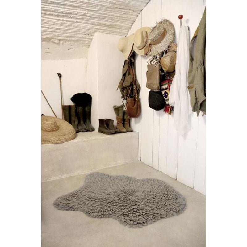 Lorena Canals waschbarer Teppich 'Woolable Rug Woolly' in sheep grey 75x110cm